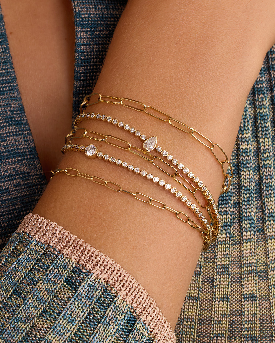 Lab Grown Diamond Pear Charm Tennis Bracelet || option::14k Solid Gold, 6 in. || set::lab-grown-diamond-pear-tennis-bracelet-stl