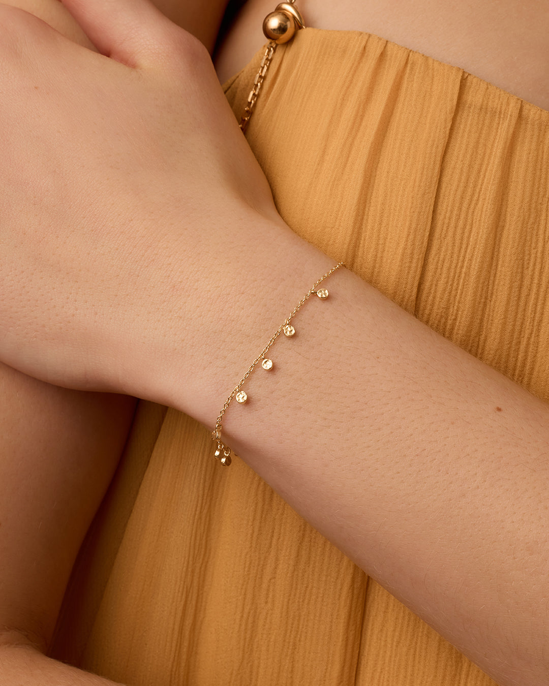 Chloe Mini Bracelet || option::18K Gold Plated