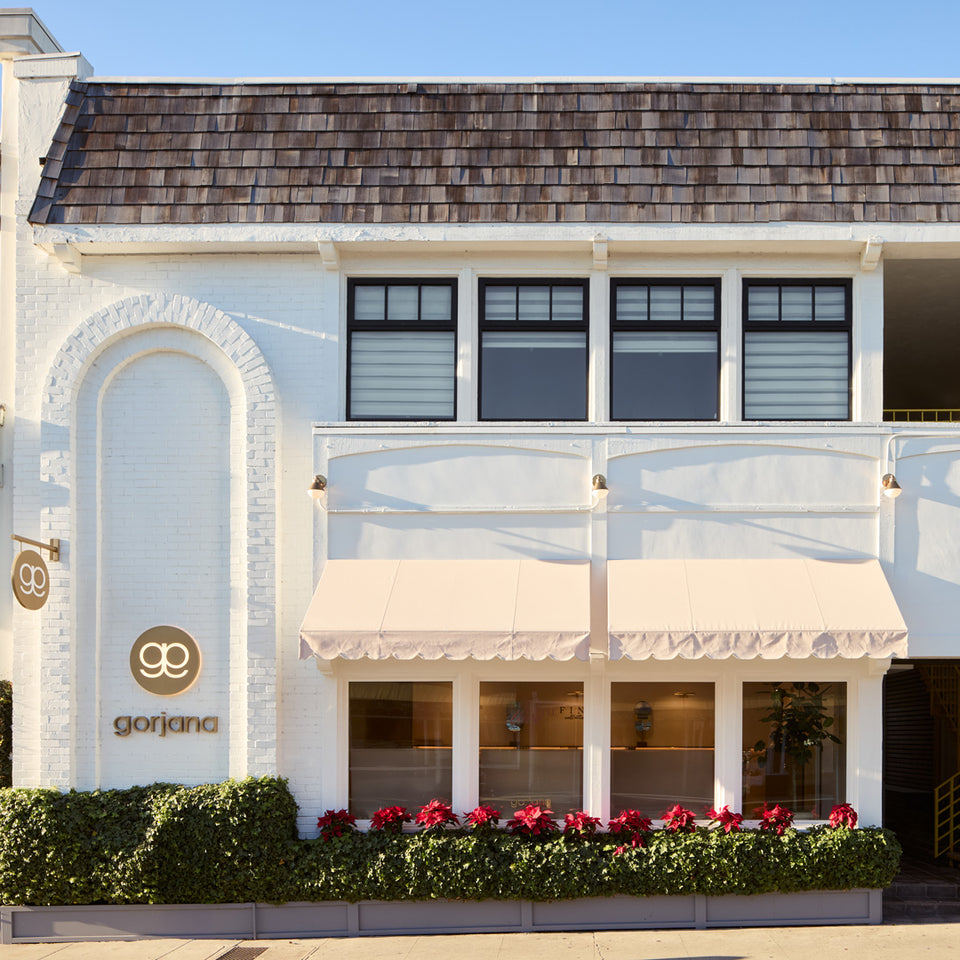 exterior of brentwood, ca store