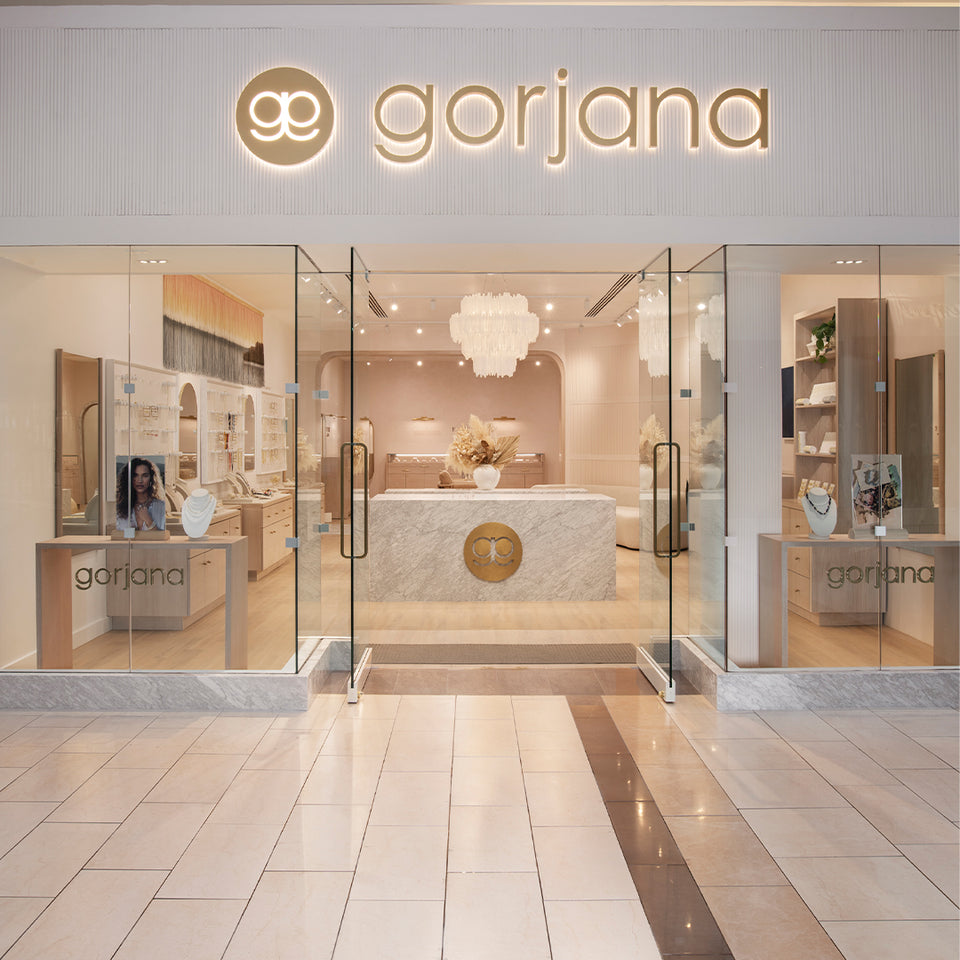 exterior salem, nh store