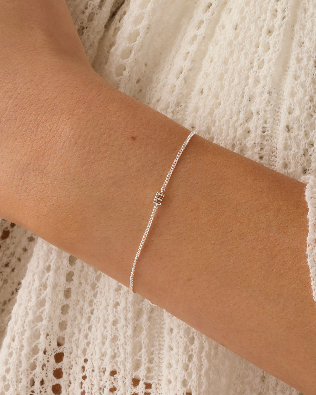 Wilder Mini Alphabet Bracelet || option:: Silver Plated, E