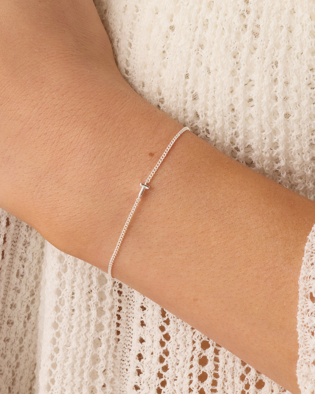 Wilder Mini Alphabet Bracelet || option:: Silver Plated, T