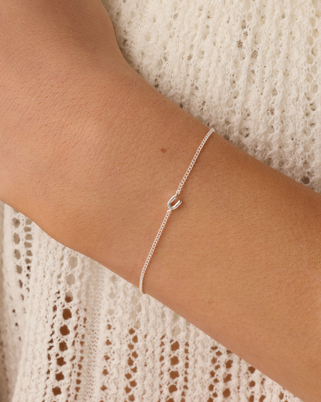 Wilder Mini Alphabet Bracelet || option:: Silver Plated, U