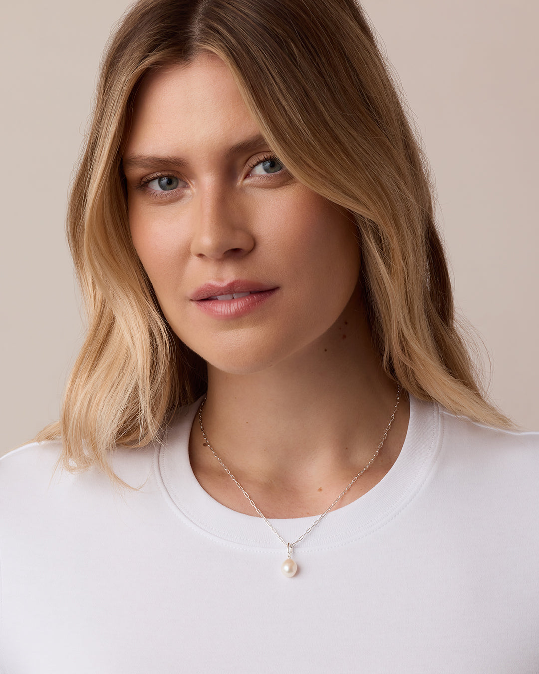 Ollie Delicate Necklace || option::Silver Plated