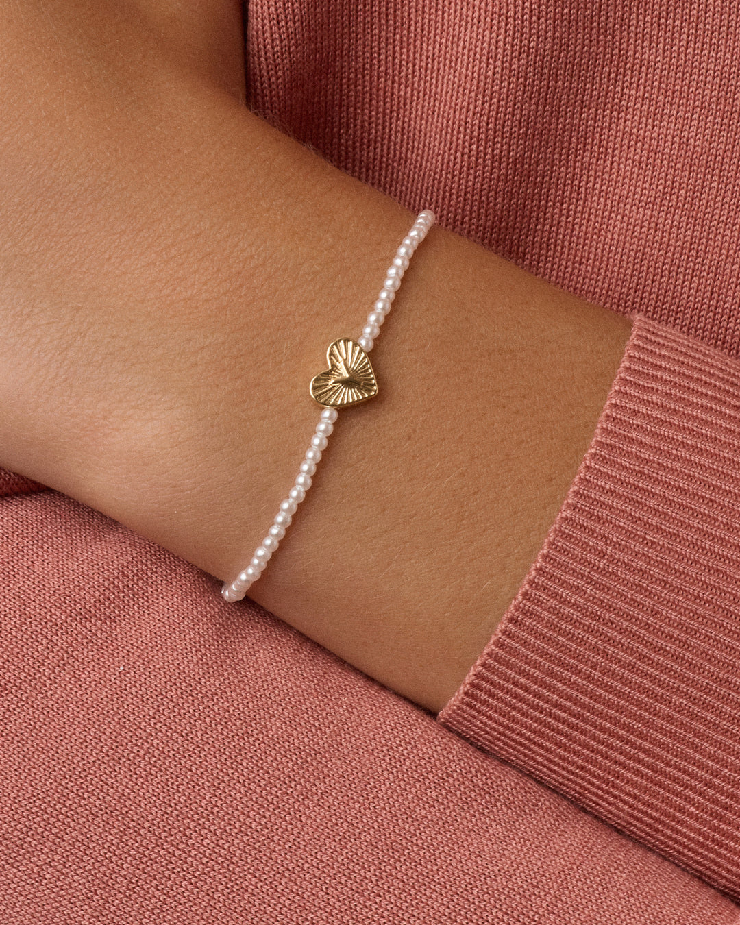 Pearl Vintage Heart Alphabet Bracelet || option::18k Gold Plated, Y
