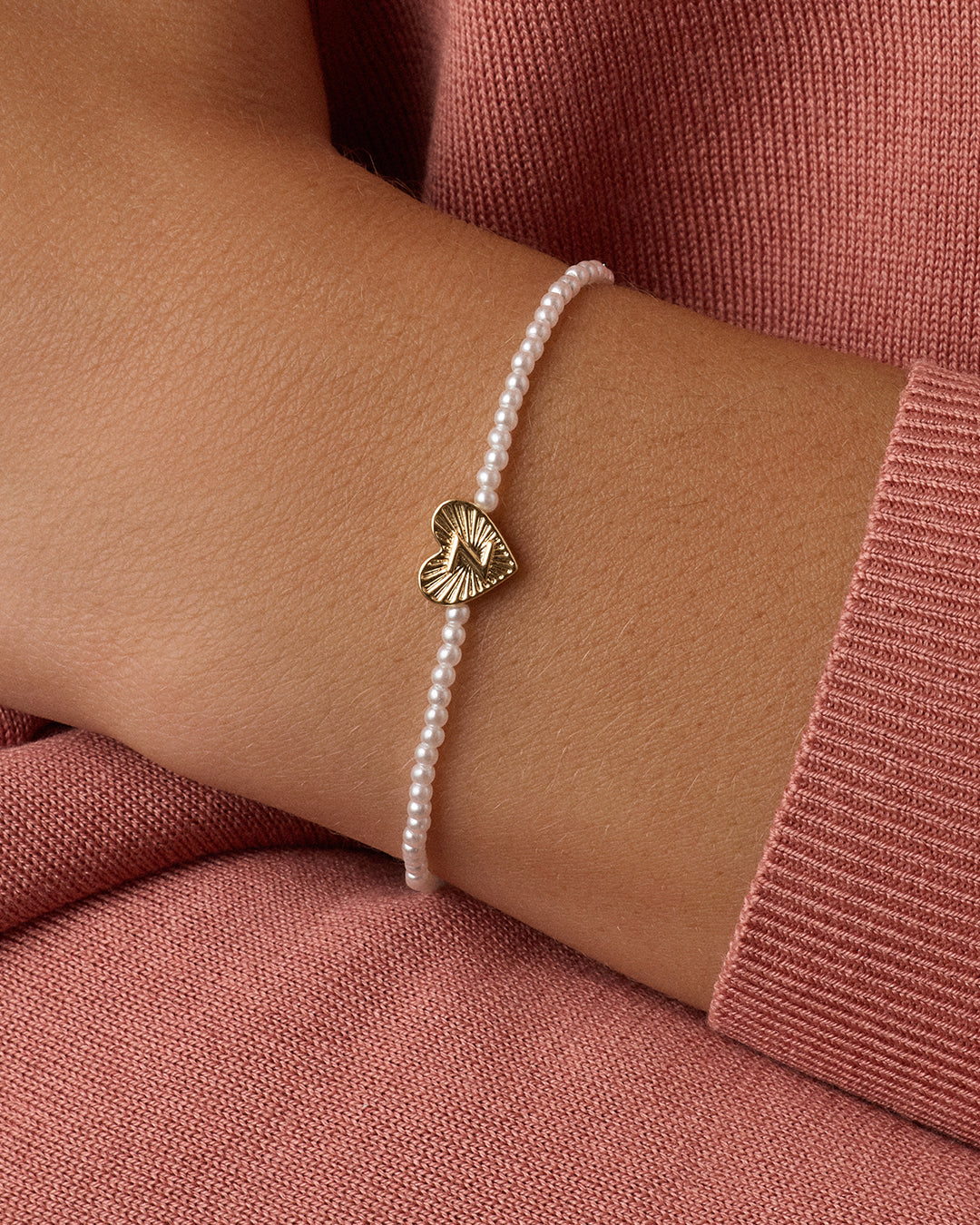 Pearl Vintage Heart Alphabet Bracelet || option::18k Gold Plated, Z