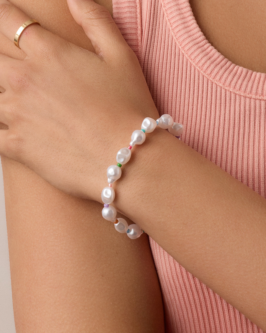 Pearl Rainbow Cove Bracelet || option::18k Gold Plated