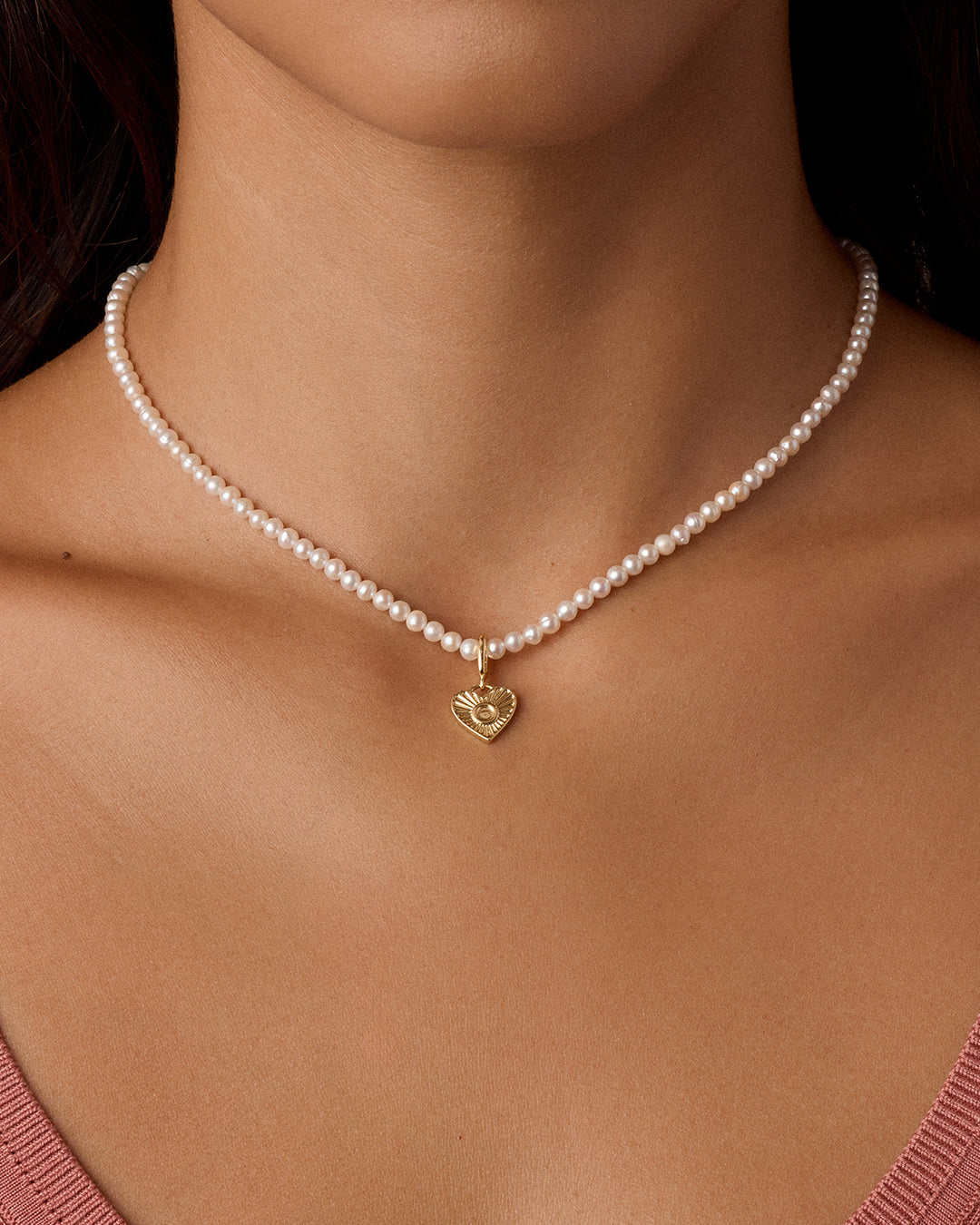 Vintage Heart Alphabet Charm Necklace - O || option::18K Gold Plated, O