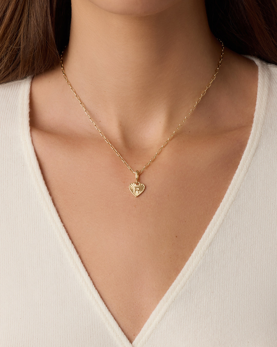 Vintage Heart Alphabet Parker Charm - R || option::18k Gold Plated, R