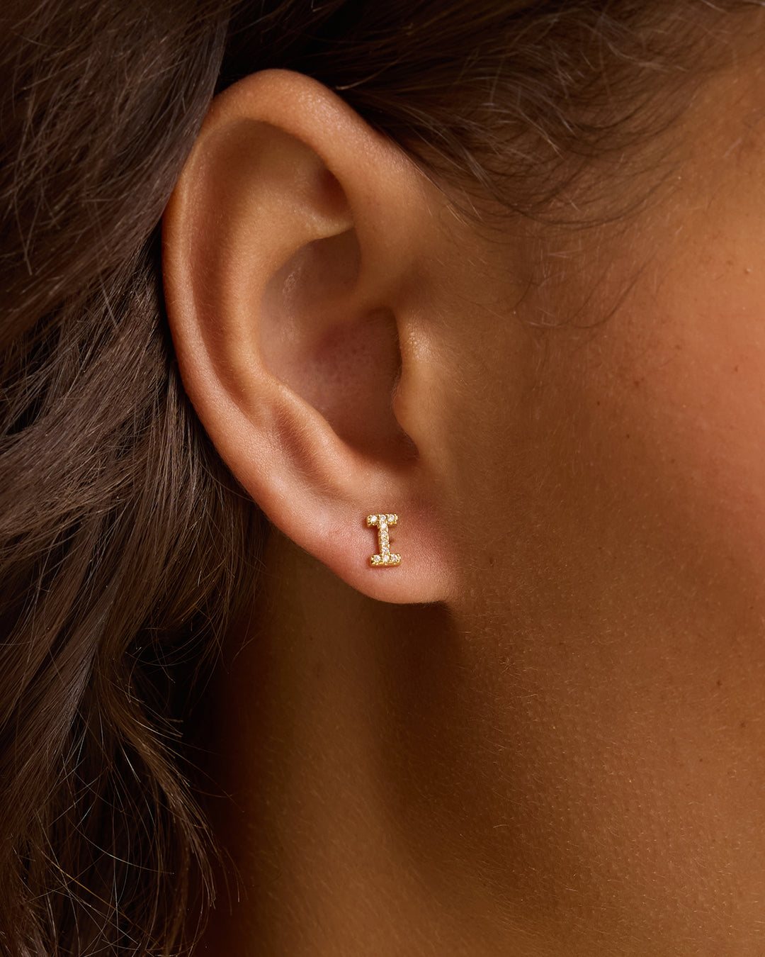 Wilder Shimmer Alphabet Single Stud || option::18K Gold Plated, I