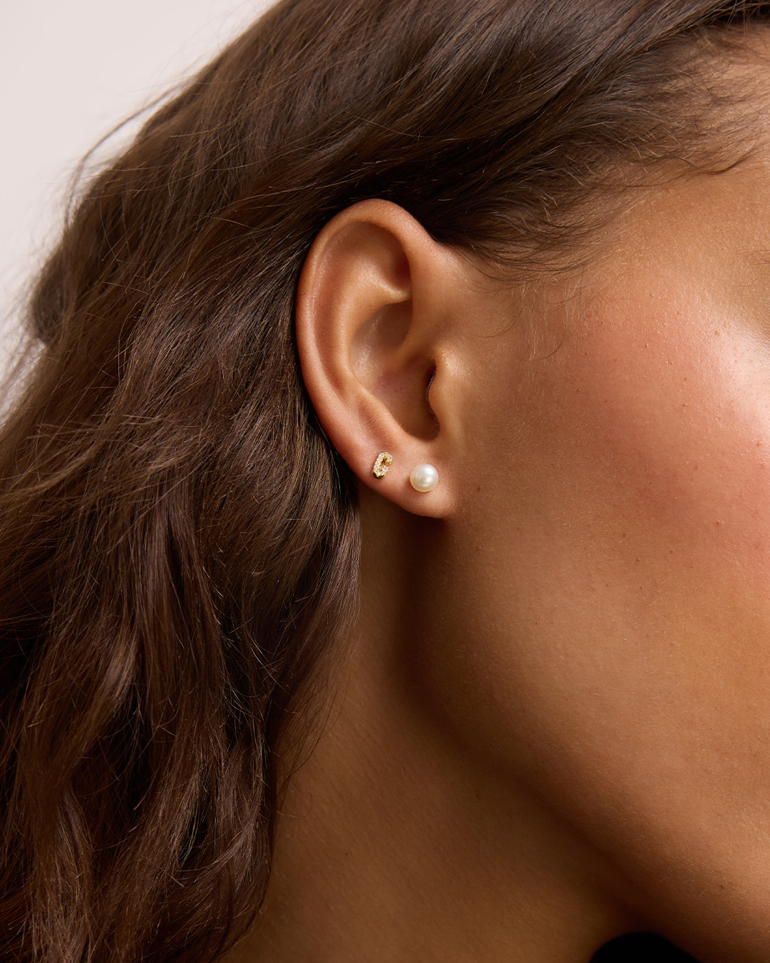 Wilder Shimmer Alphabet Single Stud || option::18K Gold Plated, W