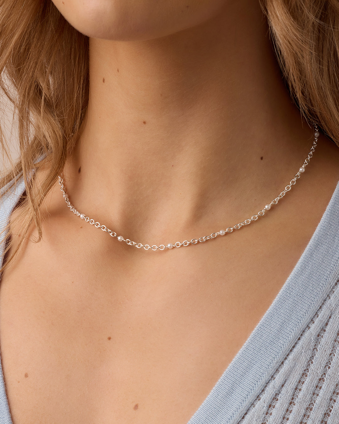 Finley Pearl Dot Necklace || option::Silver Plated