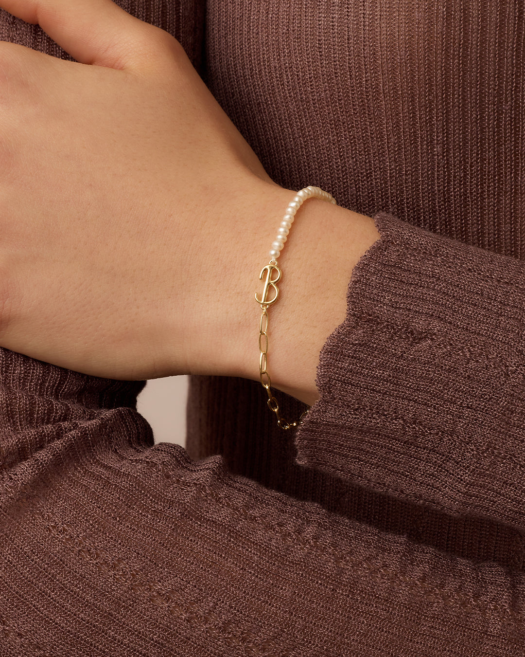 Lou Pearl Alphabet Bracelet || option::18k Gold Plated, B