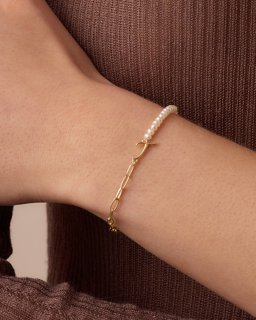 Lou Pearl Alphabet Bracelet || option::18k Gold Plated, T 