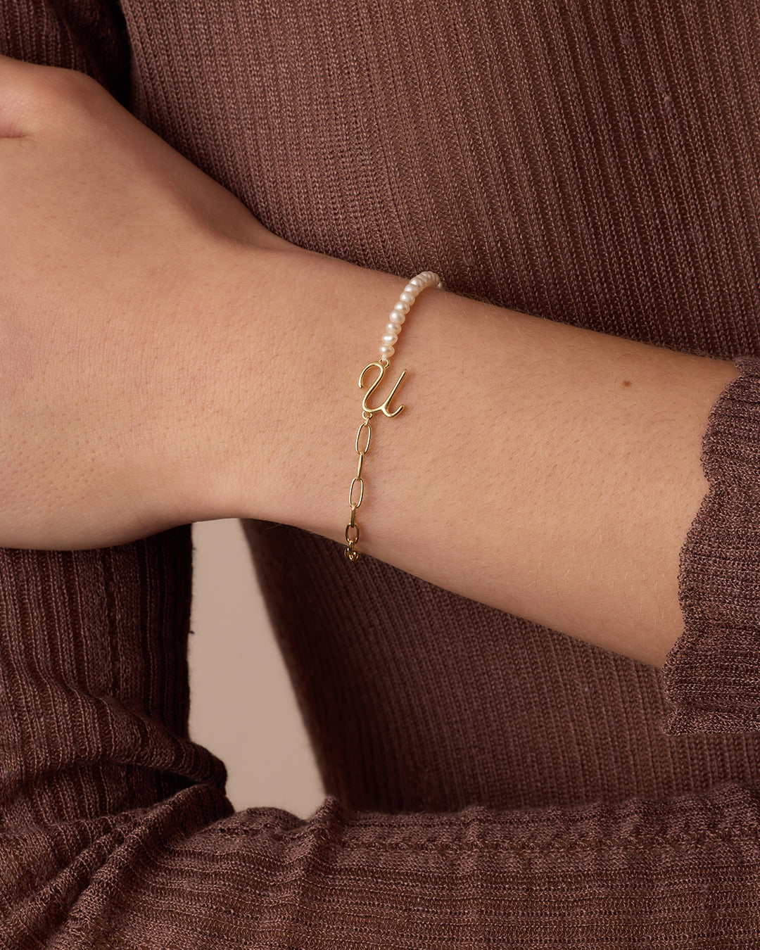 Lou Pearl Alphabet Bracelet || option::18k Gold Plated, U 