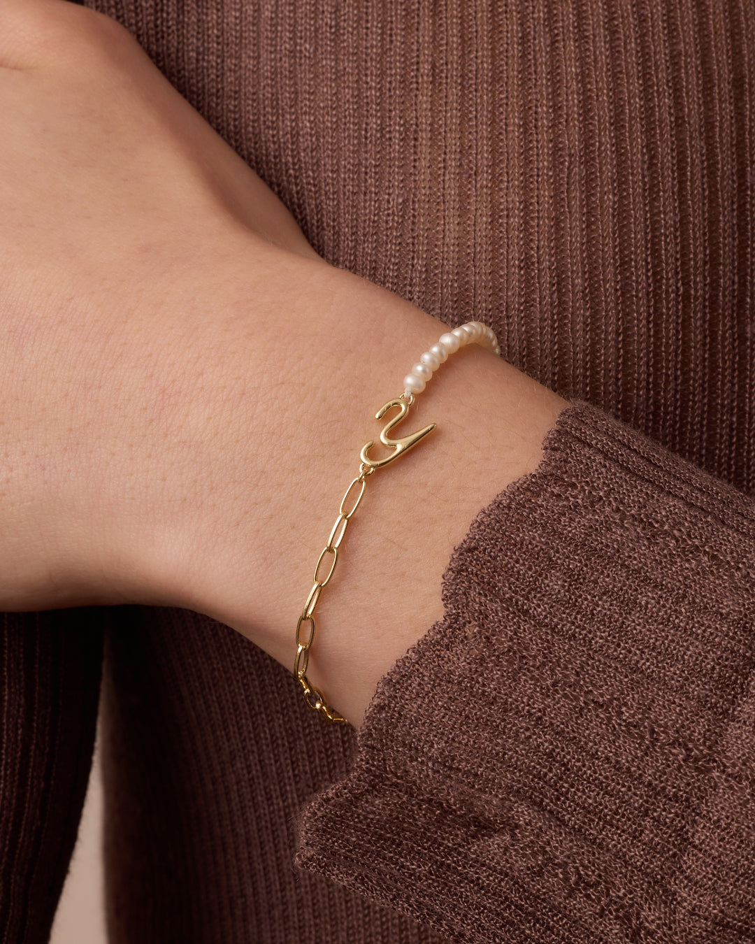 Lou Pearl Alphabet Bracelet || option::18k Gold Plated, Y