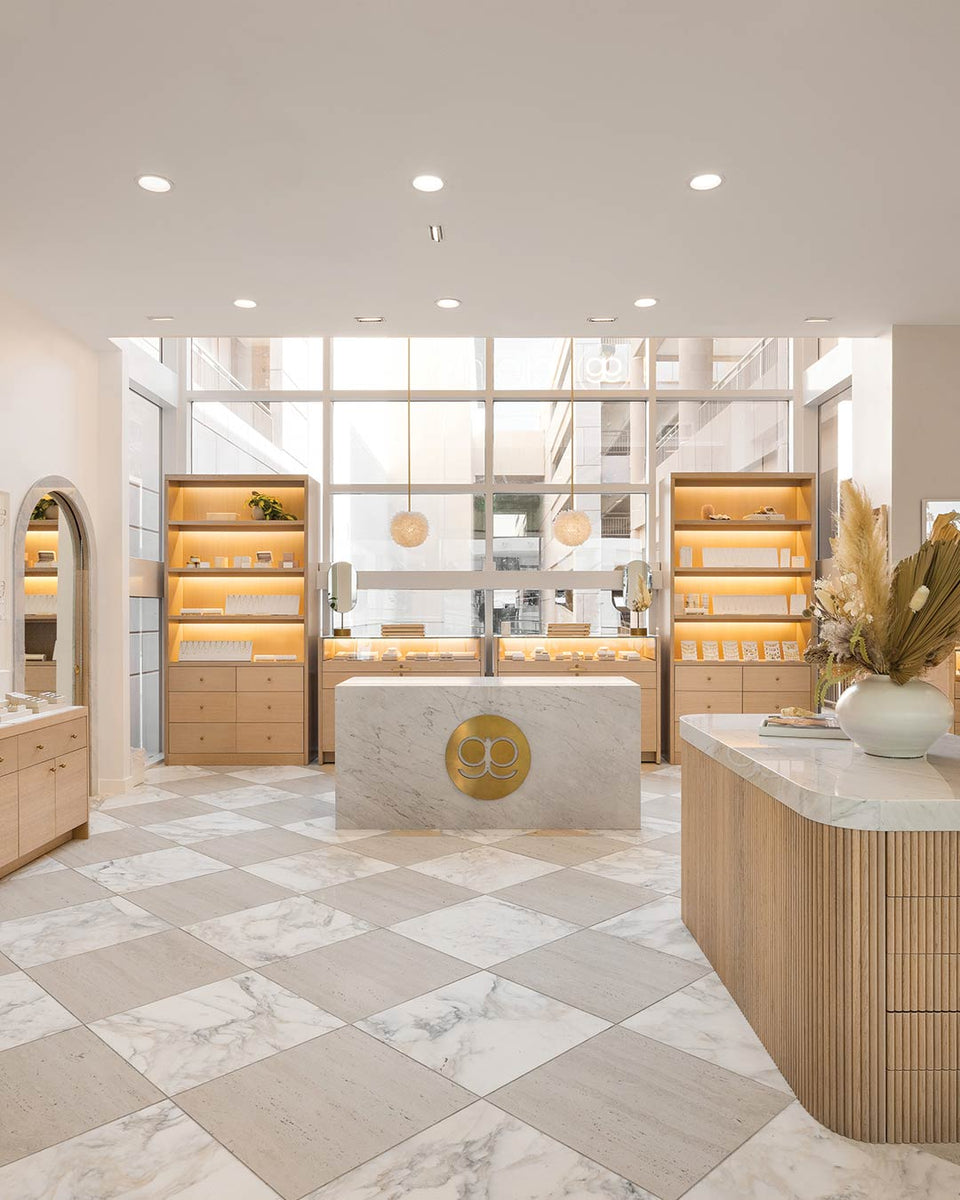 inside Scottsdale Fashion square store