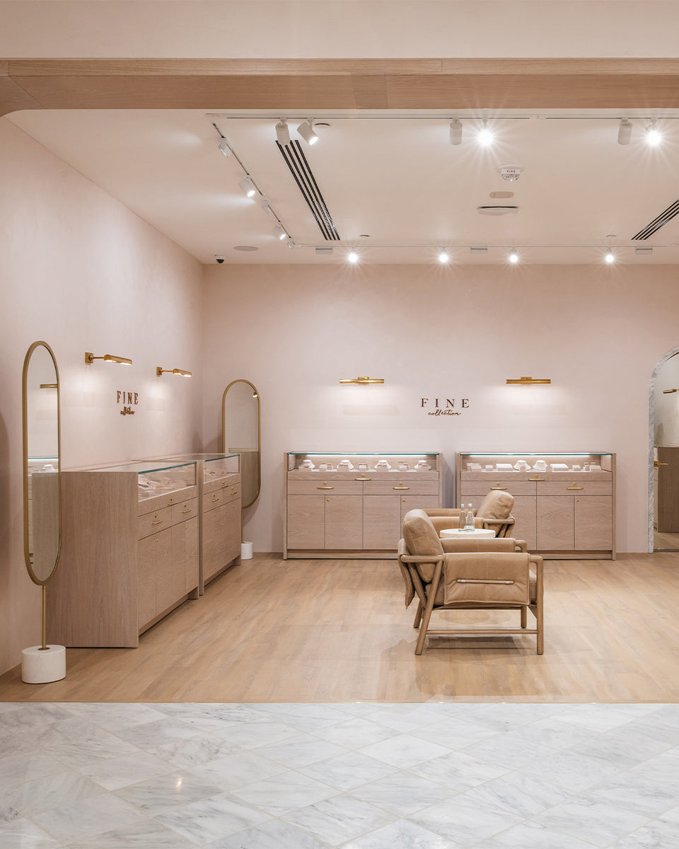 inside salem, nh store