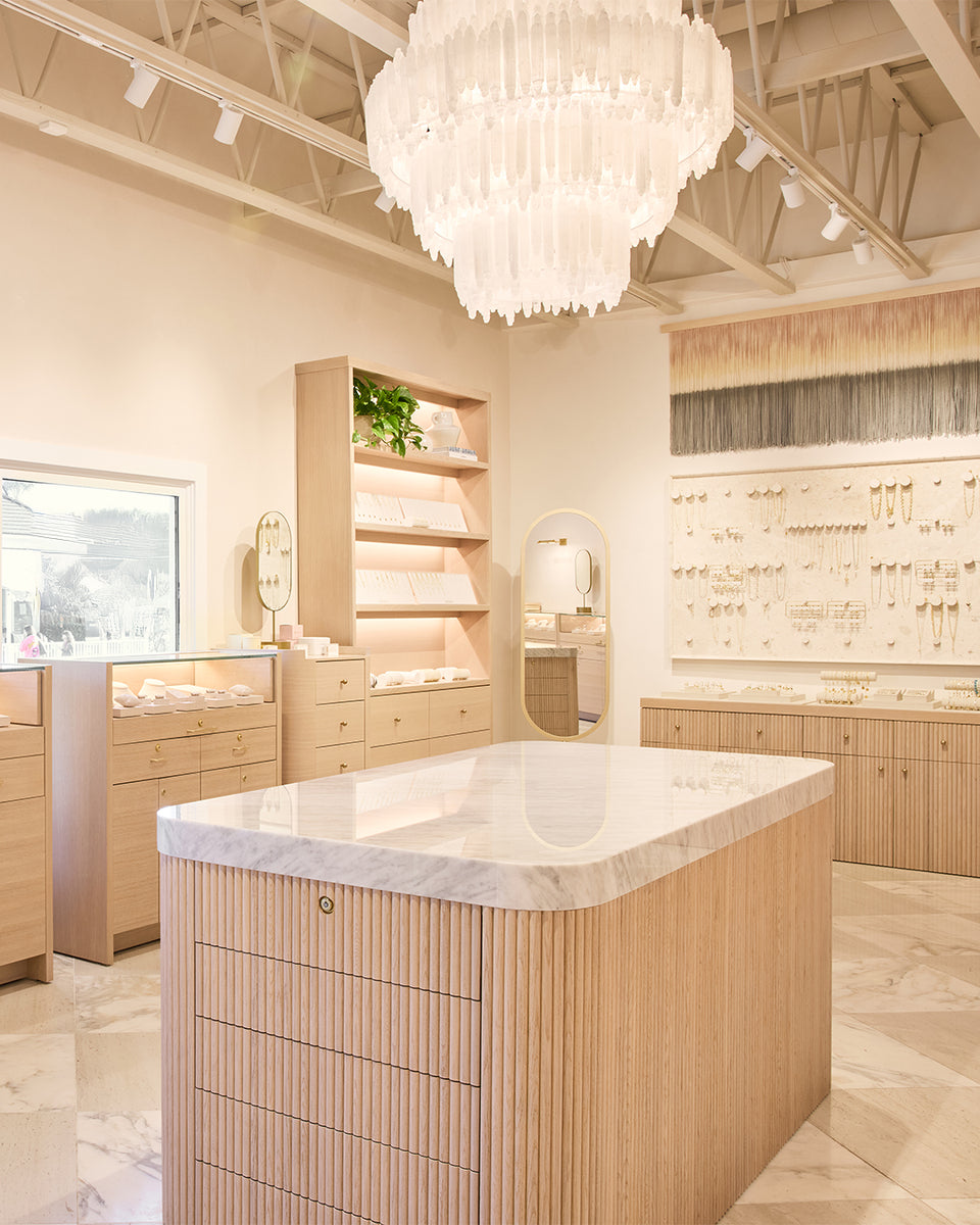 inside brentwood store