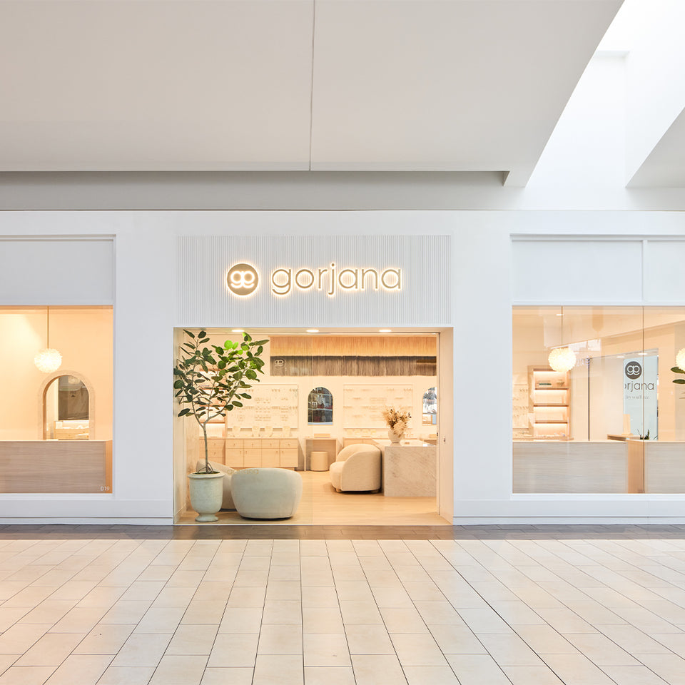 exterior los cerritos store