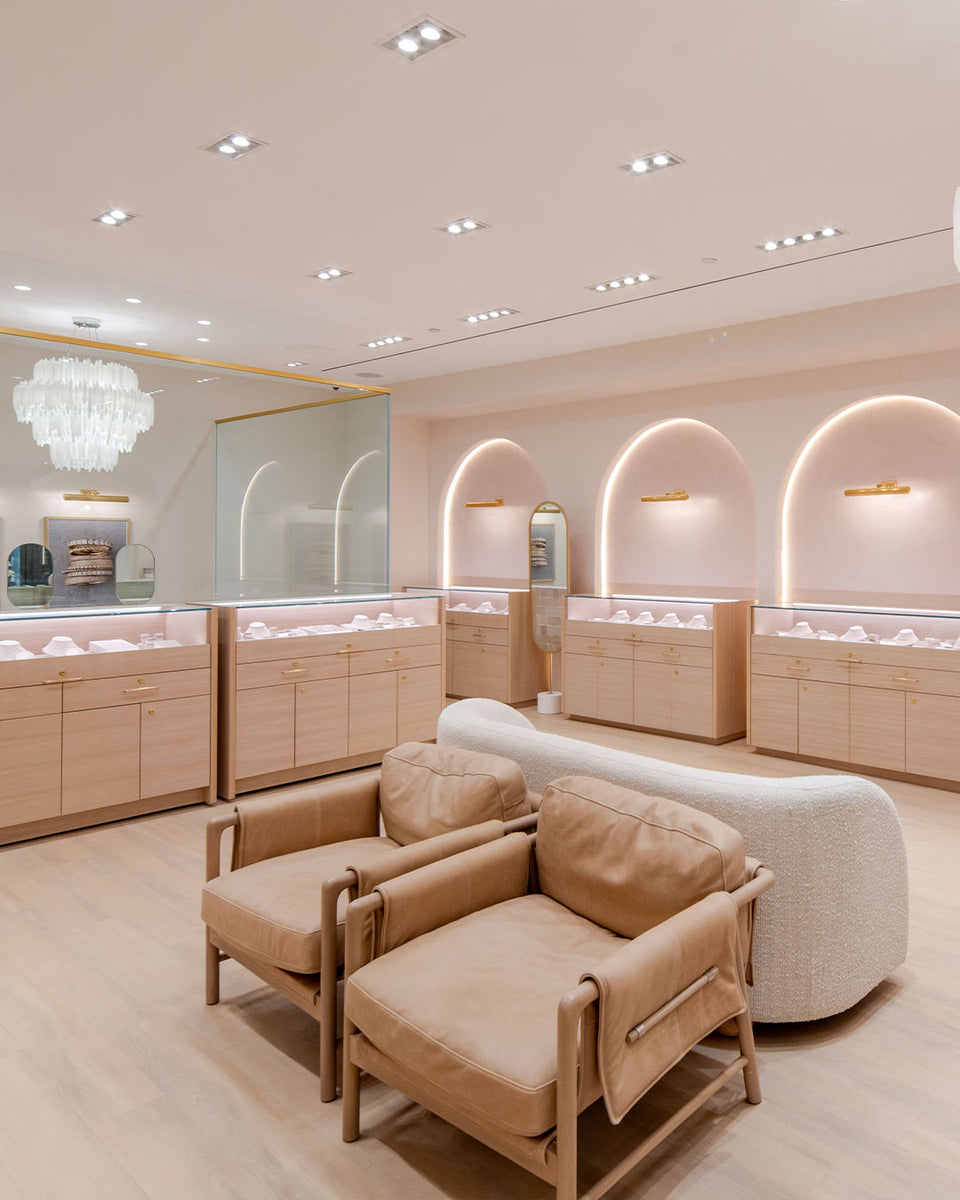 inside image of Caesar's Palace, NV store