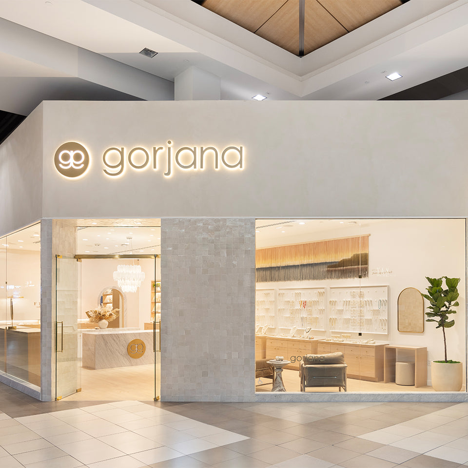 exterior image of fashion place store