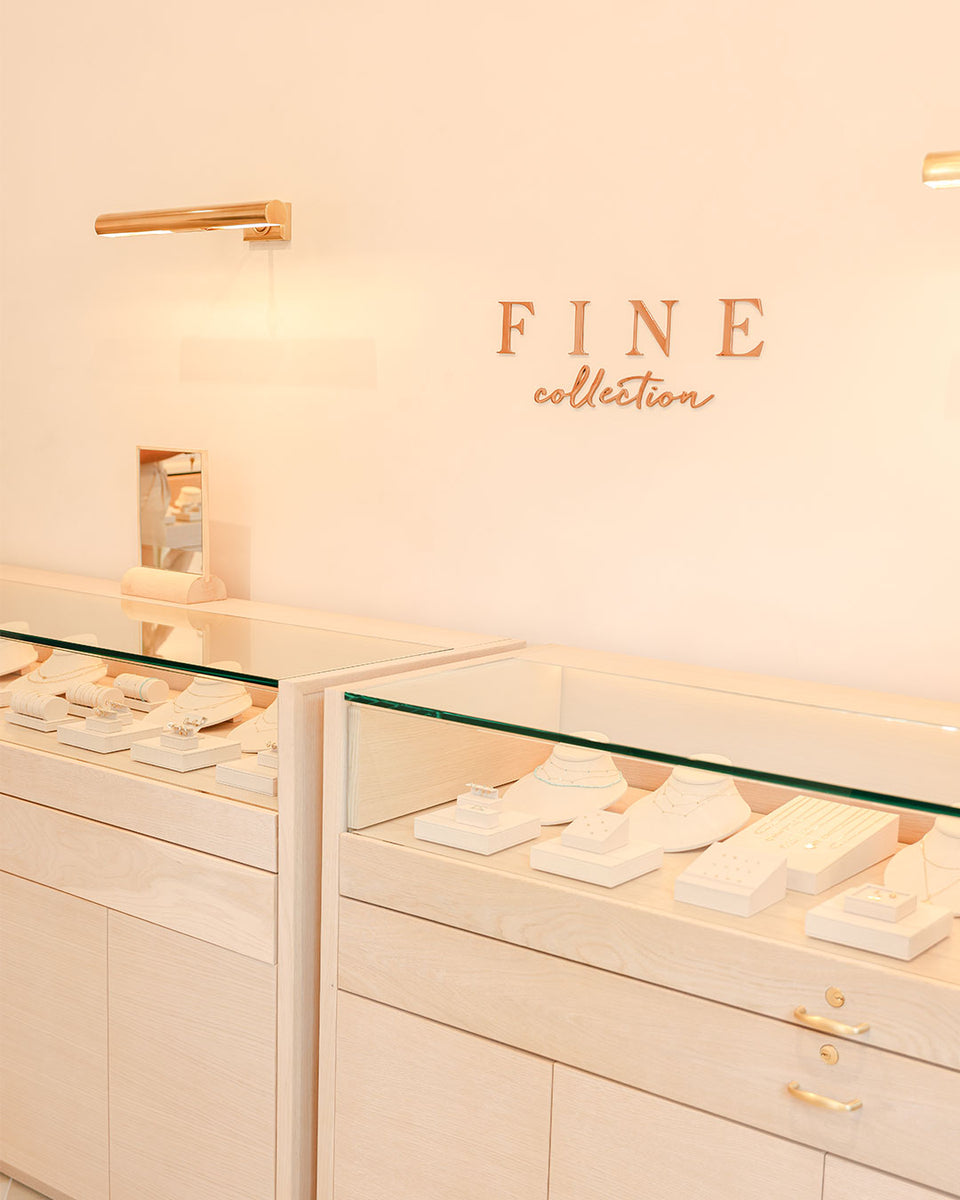 interior of fashion island gorjana store