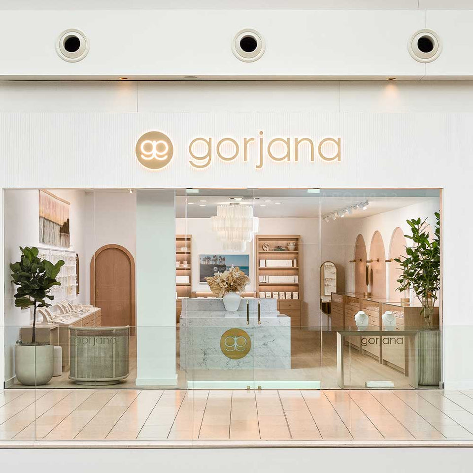 exterior sarasota store