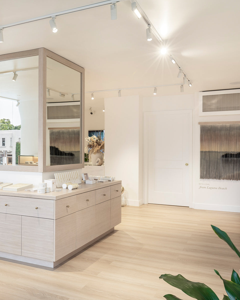 inside of gorjana store