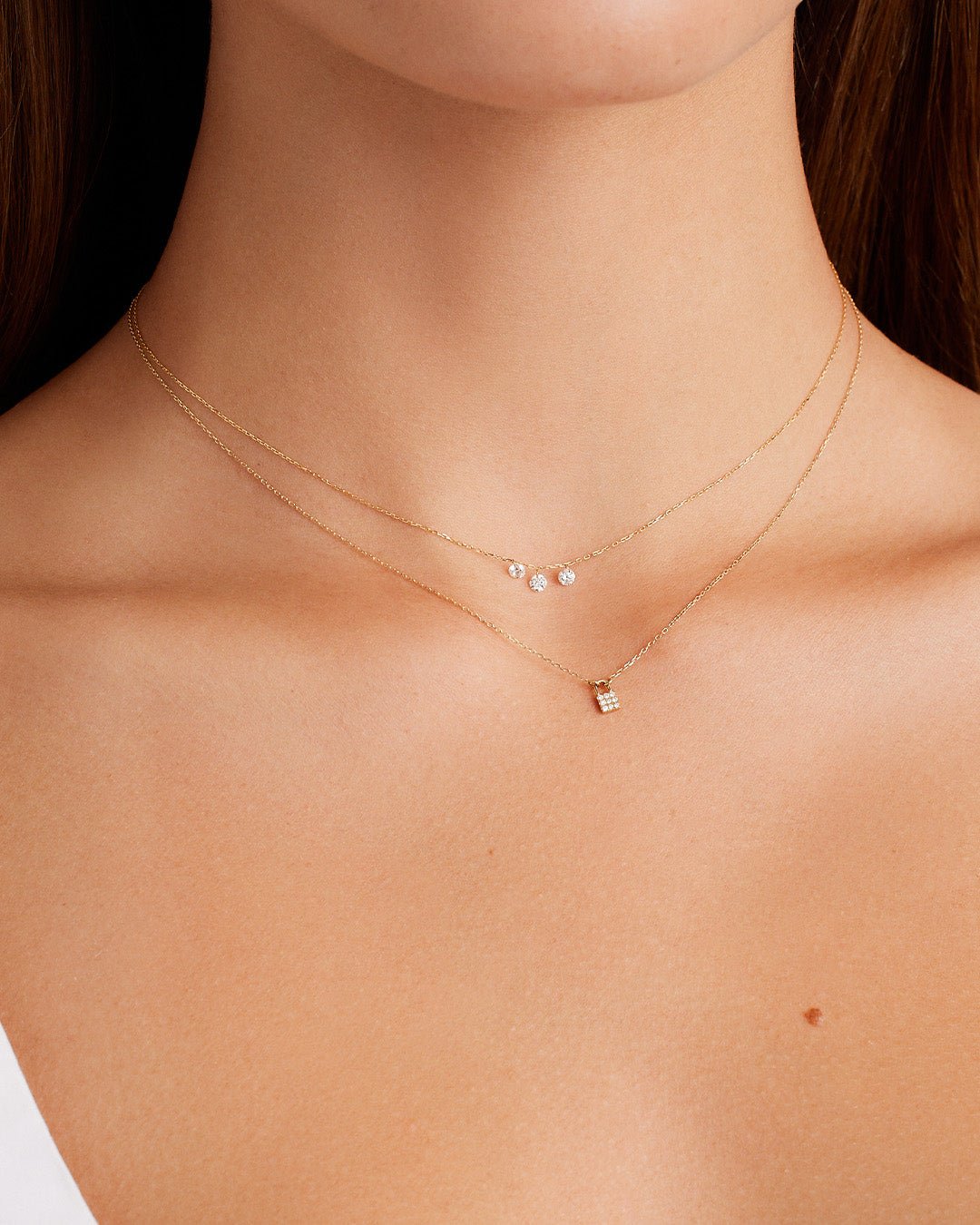 Woman wearing  TrioFloating Diamond Necklace || option::18k Solid Gold