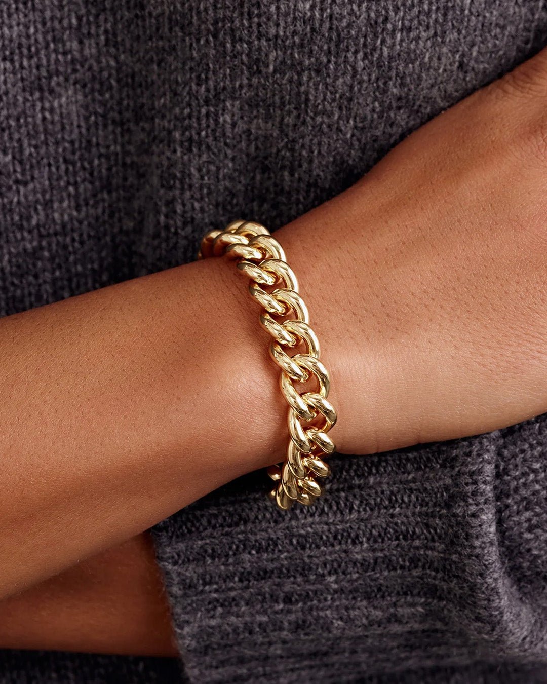 Gold | gorjana Jewelry | Lou Link Bracelet | gold chunky chain bracelet | statement bracelet | holiday party bracelet