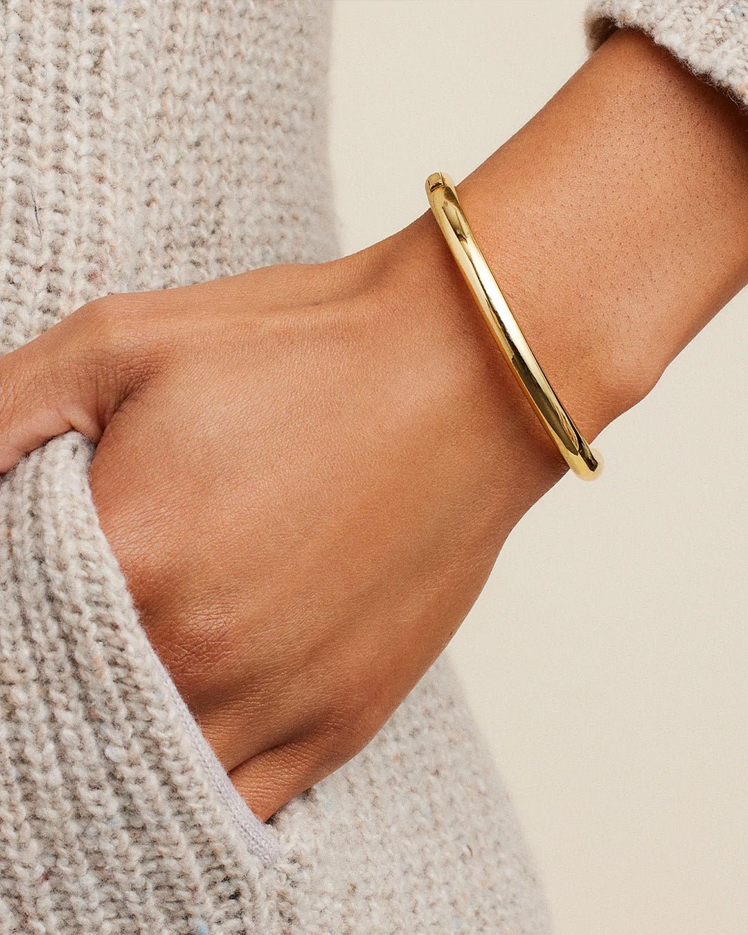 Emerson Hinge Bracelet Gold Plated bracelet || option::Gold Plated