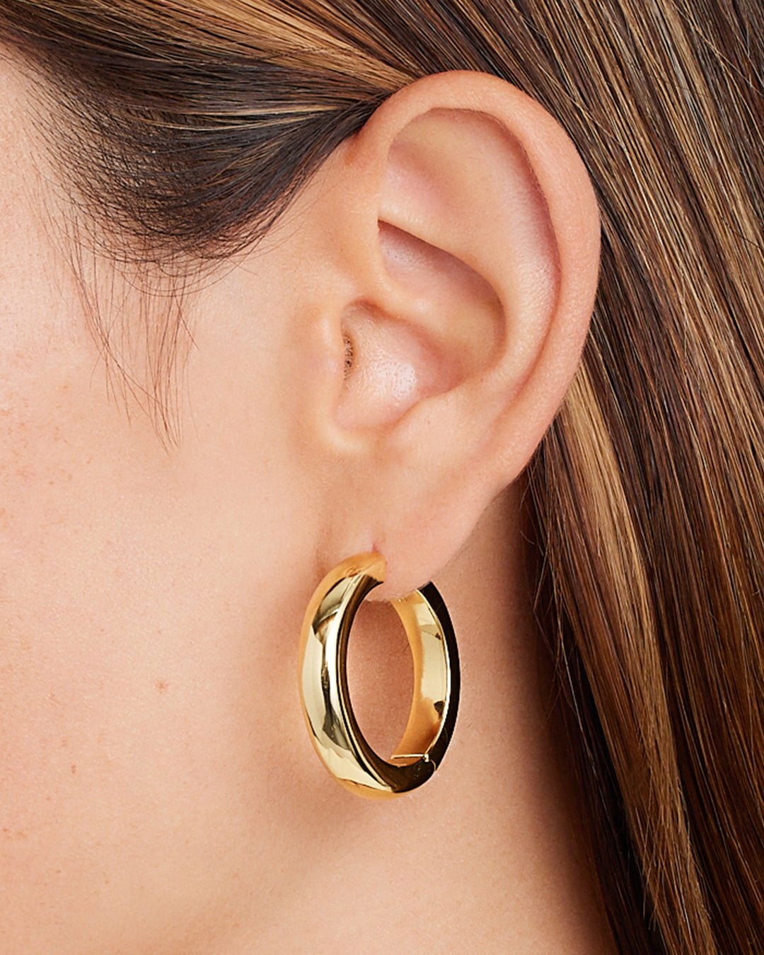 Shawn Statement Hoops || option::Gold Plated