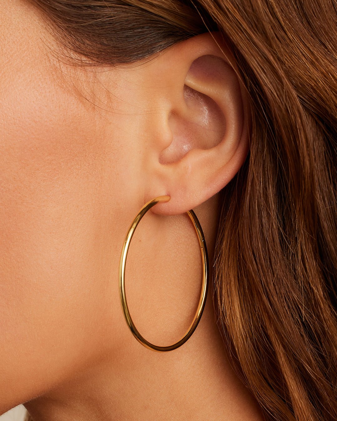 Sloane Hoops || option::Gold Plated