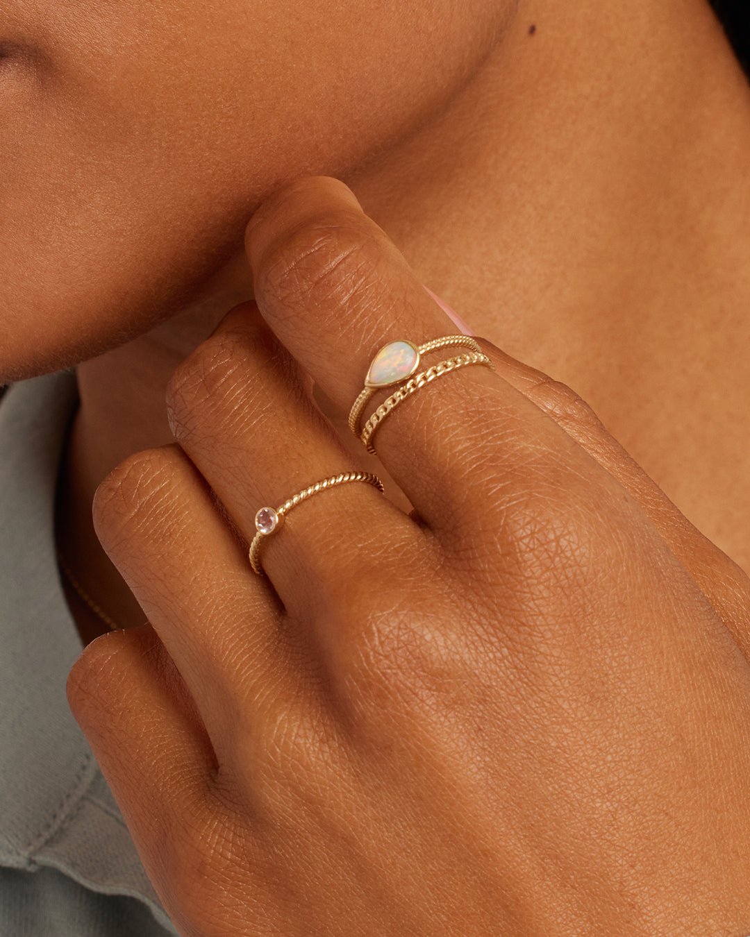 Woman wearing  Wilder Ring || option::14k Solid Gold