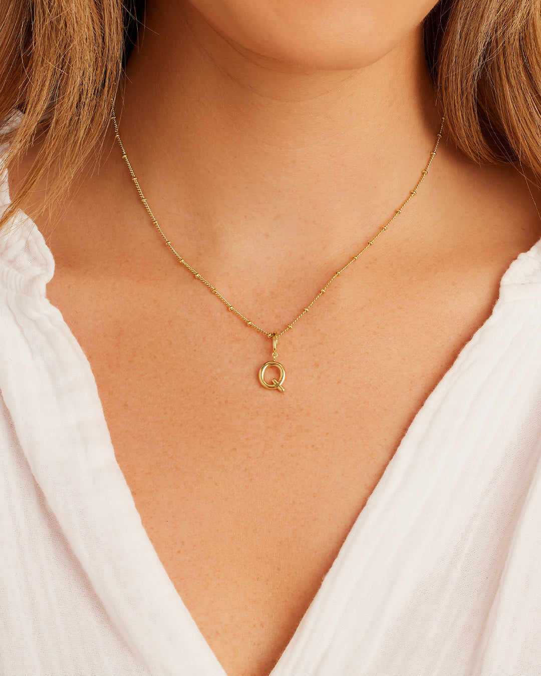 Alphabet Helium Parker Charm #Q || option::18k Gold Plated, Q