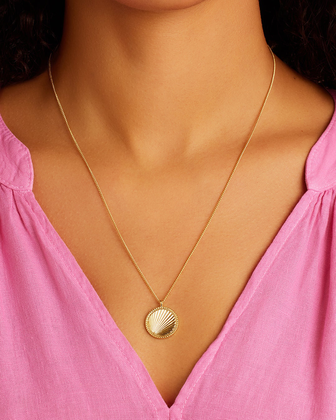 Sunny Pendant Necklace || option::Gold Plated