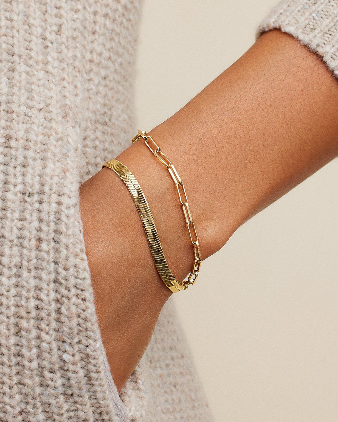 Go To Bracelet set || option::18K Gold Plated